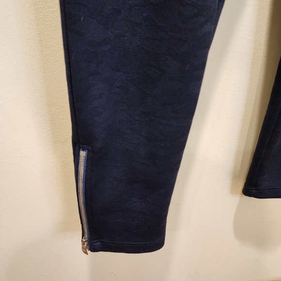 Banana Republic Men's navy Casual Drawnstring Pull on Ankle zip pants size M - Picture 14 of 15